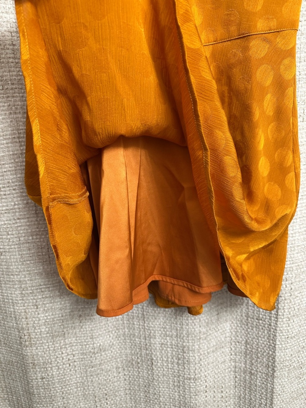 Revolve Tularosa Whitley Short Sleeve Satin Flowy Dress Polka Dot Orange Sz XS - Picture 9 of 12